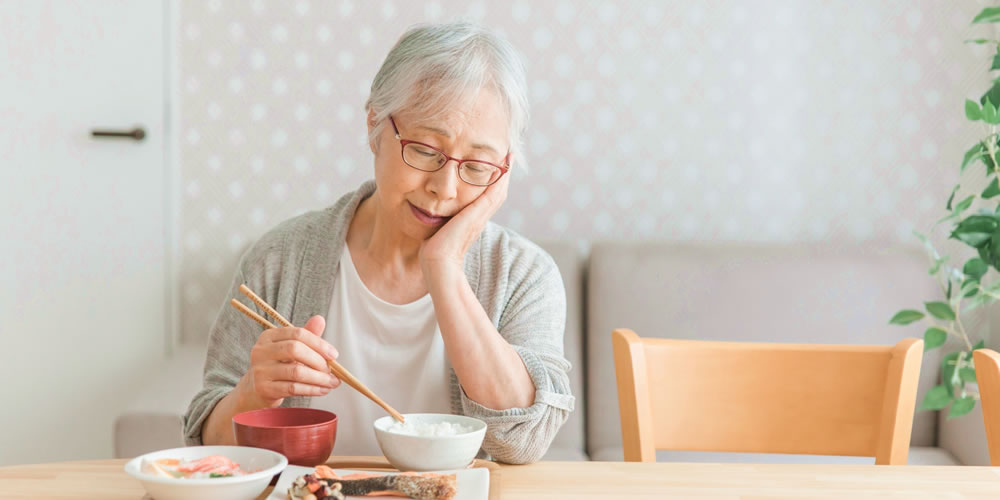 入れ歯が外れる原因